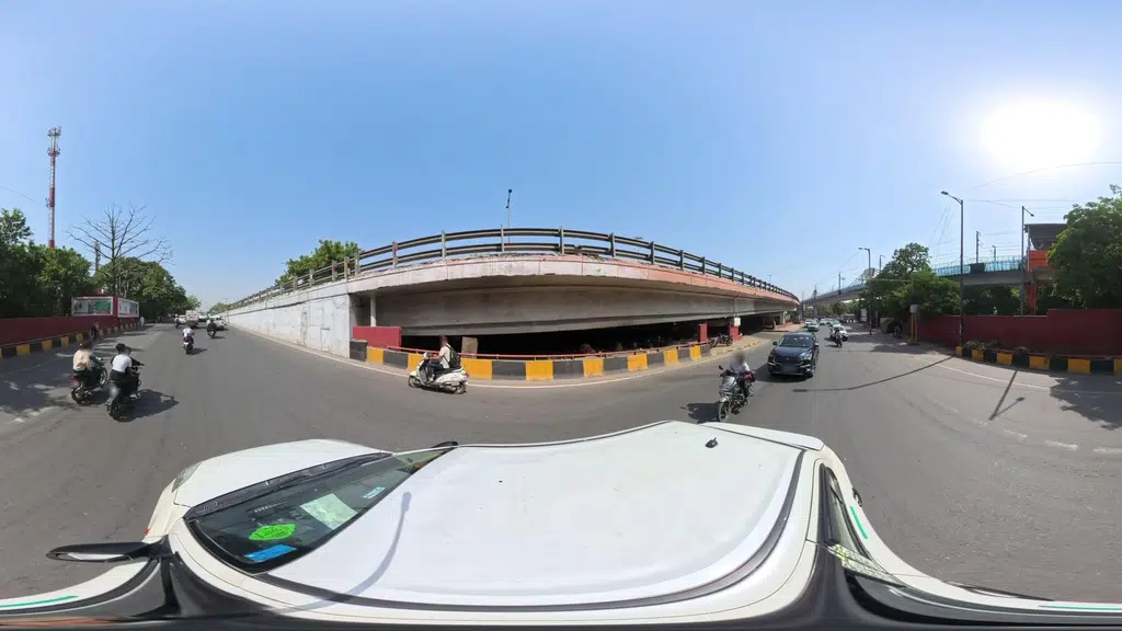 Moolchand Metro Station