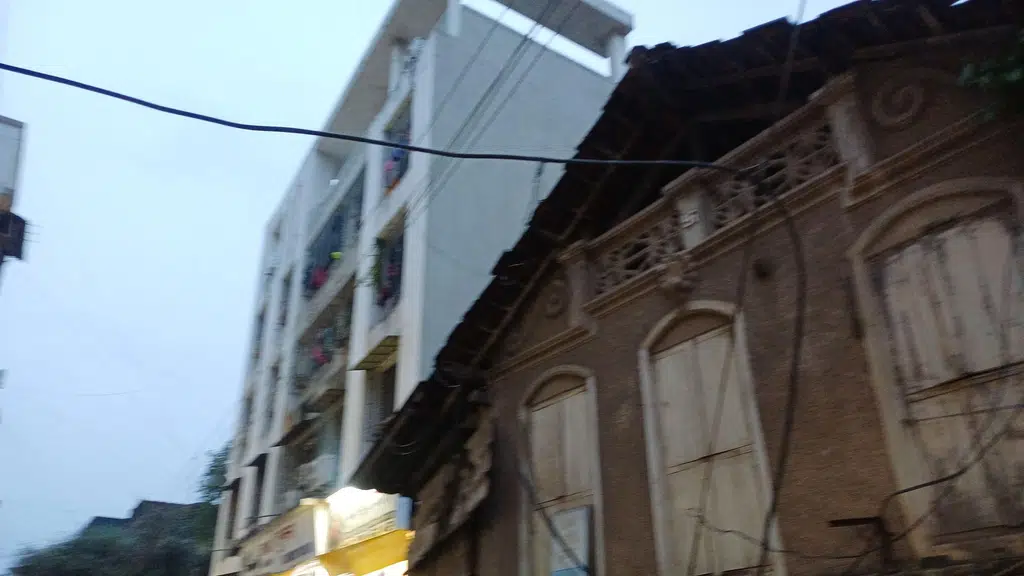 Pritam Das Mithamal Sarees Showroom