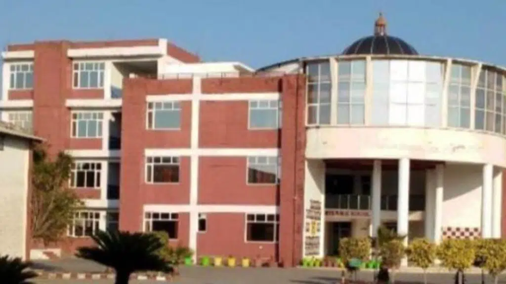Metis Public School