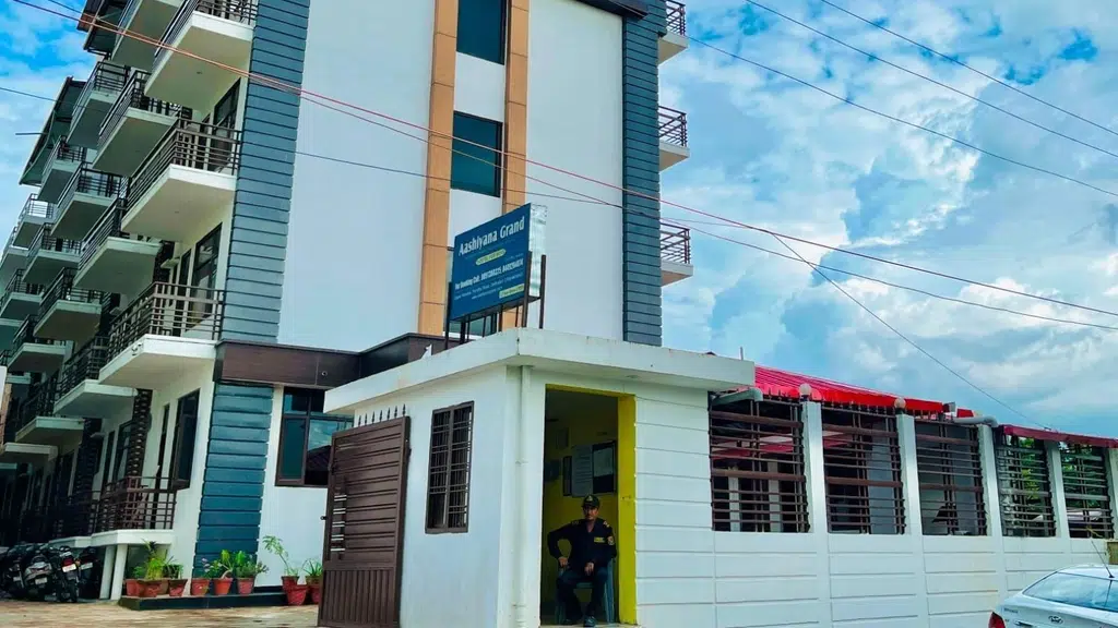 Aashiyana Grand Boys Hostel