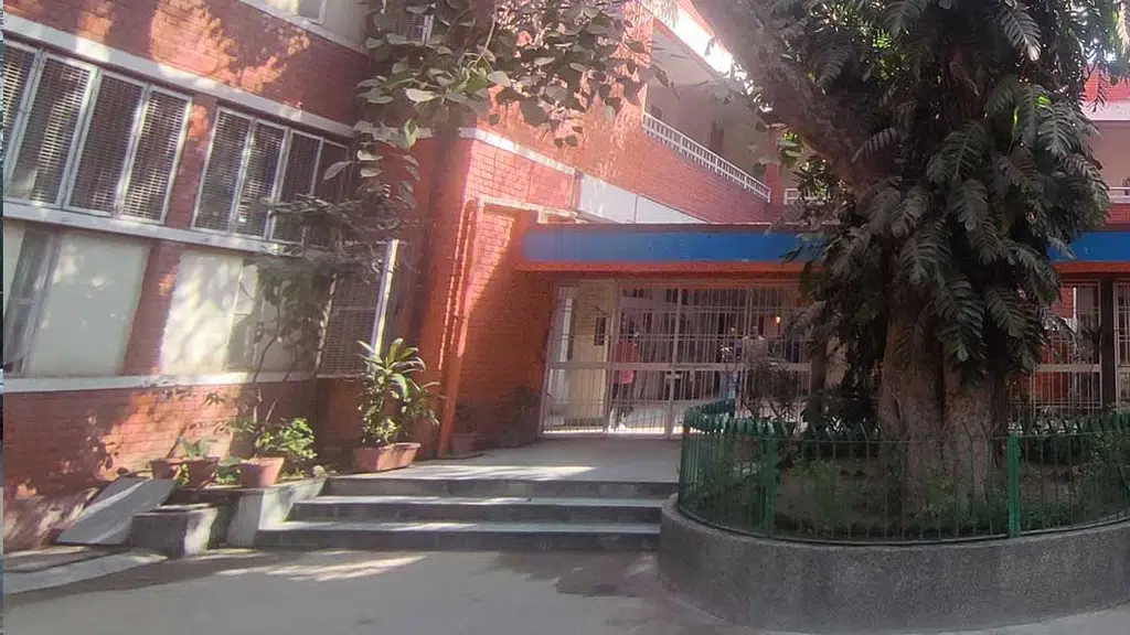 Delhi University Social Centre Co-Ed Secondary School