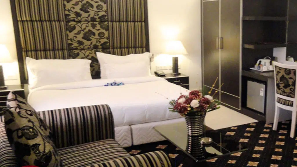 Hotel Capitol Hills Greater Kailash