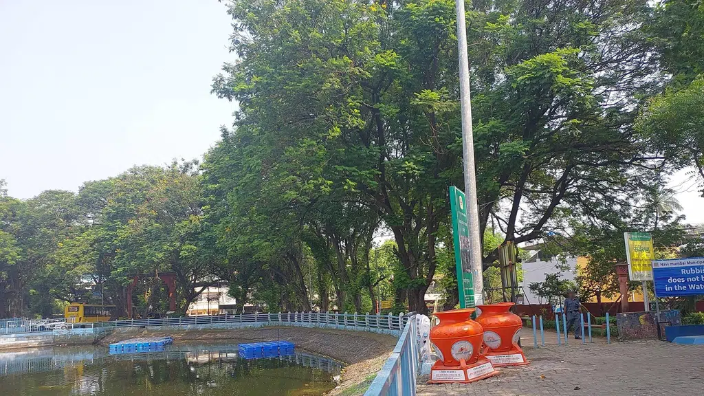Vashi Lake