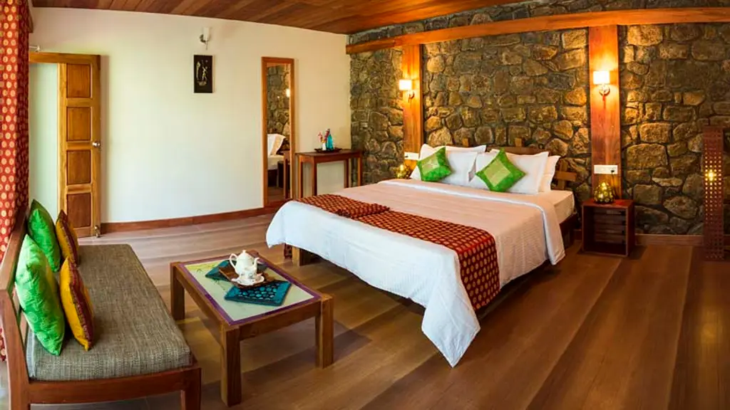 Neelakurunji Luxury Plantation Bungalow