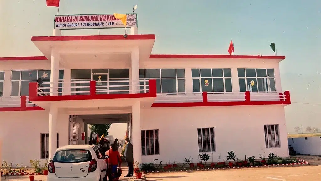 Maharaja Surajmal Holy Academy
