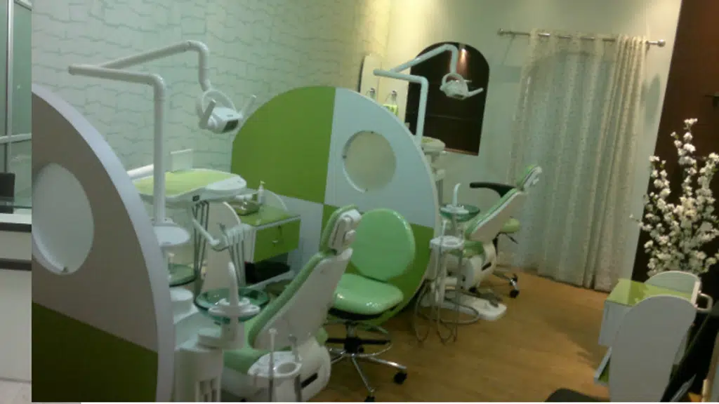 Solitaire Face and Dental Clinic