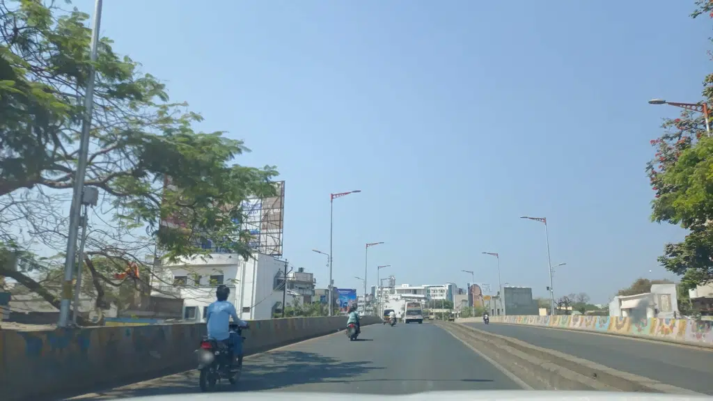 Chandu Ajanta Ellora Taxi Service