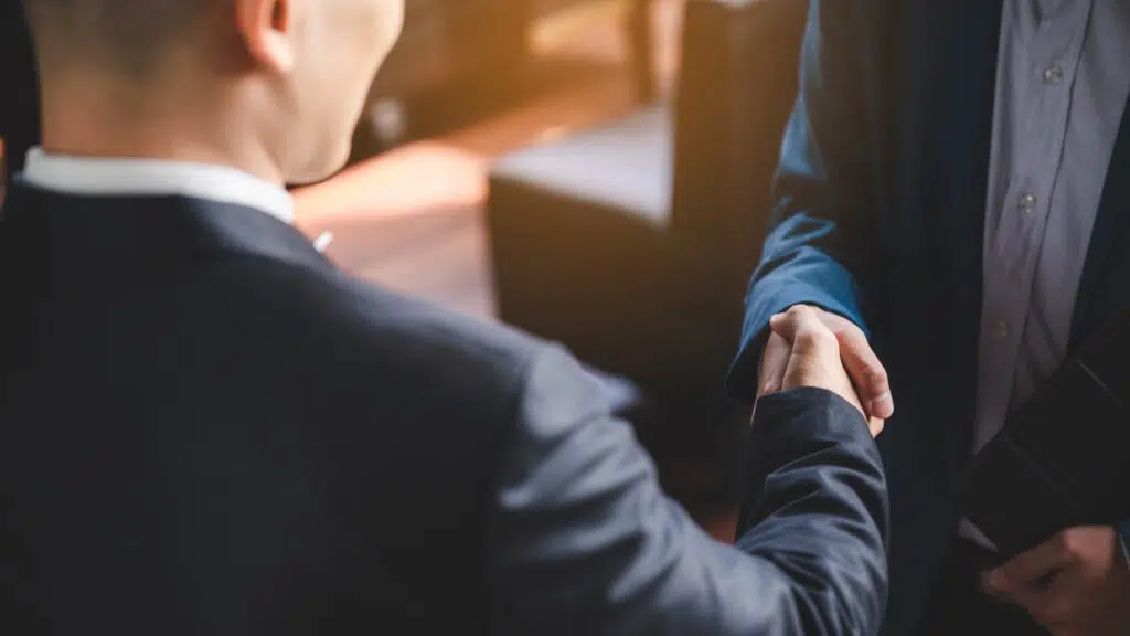 Invesstia Consultants