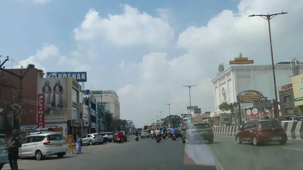 Aazhi Sea Food Mess, Chromepet.