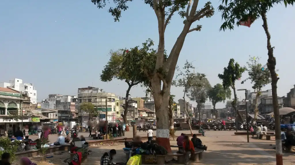 Bera samosa house