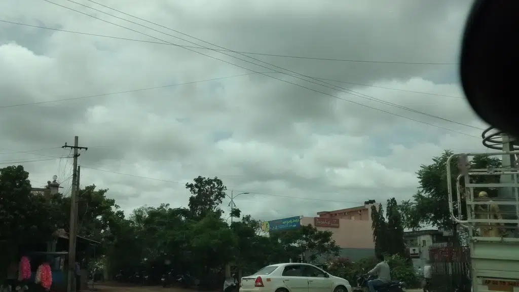 sri lakshmi tiffen centre