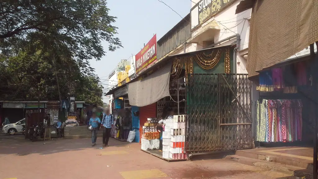 Shree Mahabir Store (ONE STOP BEAUTY SHOP)