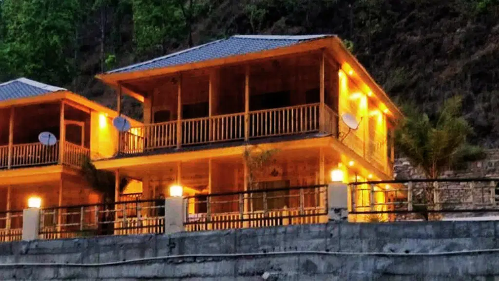 7 Hills Lansdowne Uttarakhand | Best Hotel  with pool