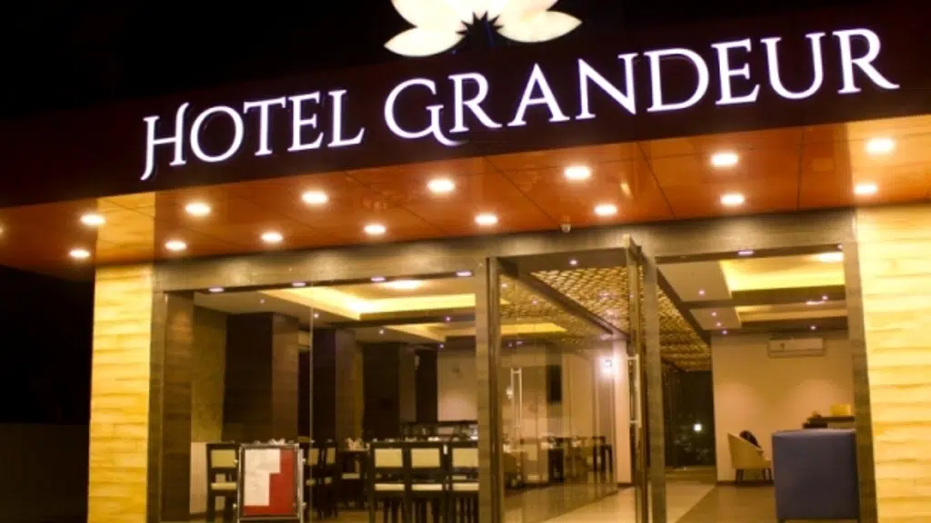 Hotel Grandeur