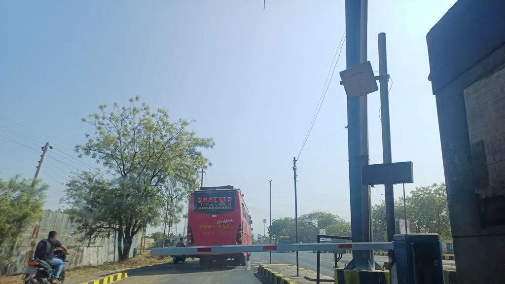 Toll Naka