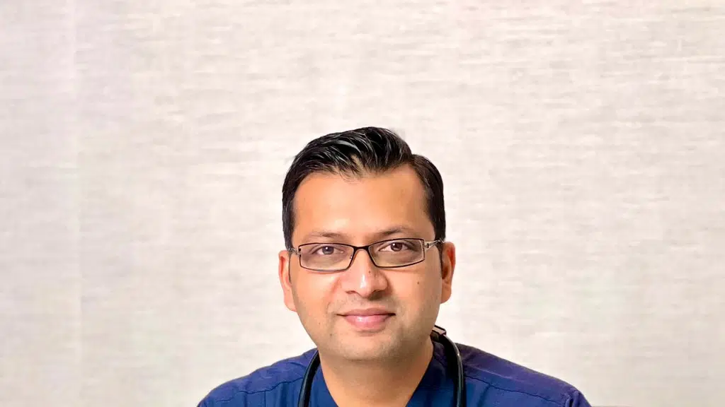 Dr. Nitin Shrivastava, MCh Urology AIIMS, FRCS England.