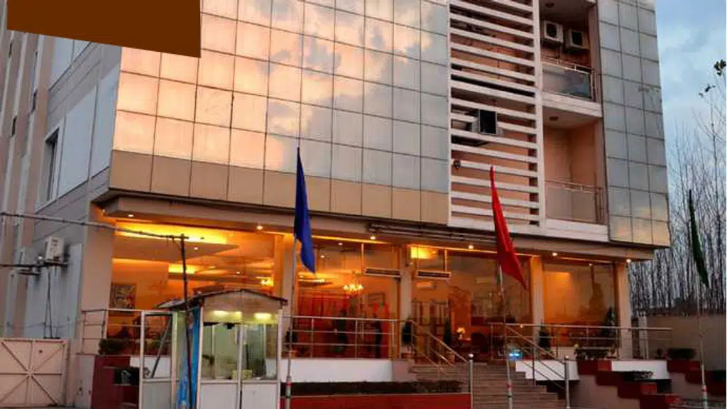 Hotel Oasis