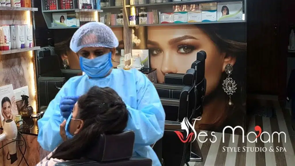 Yesmaam Salon & Academy