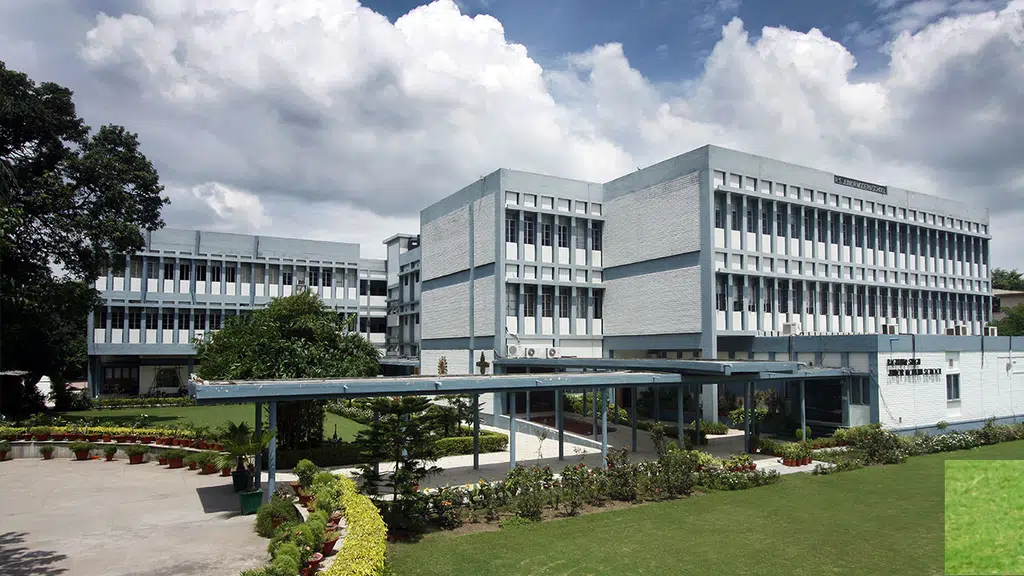 Raghubir Singh Junior Modern School