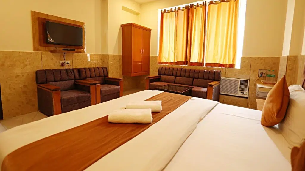 Hotel Sharma Pariwar