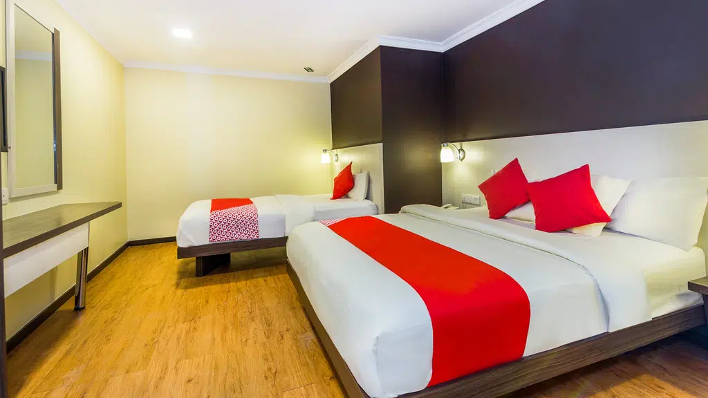 OYO Flagship 23620 VJR heights Gachibowli