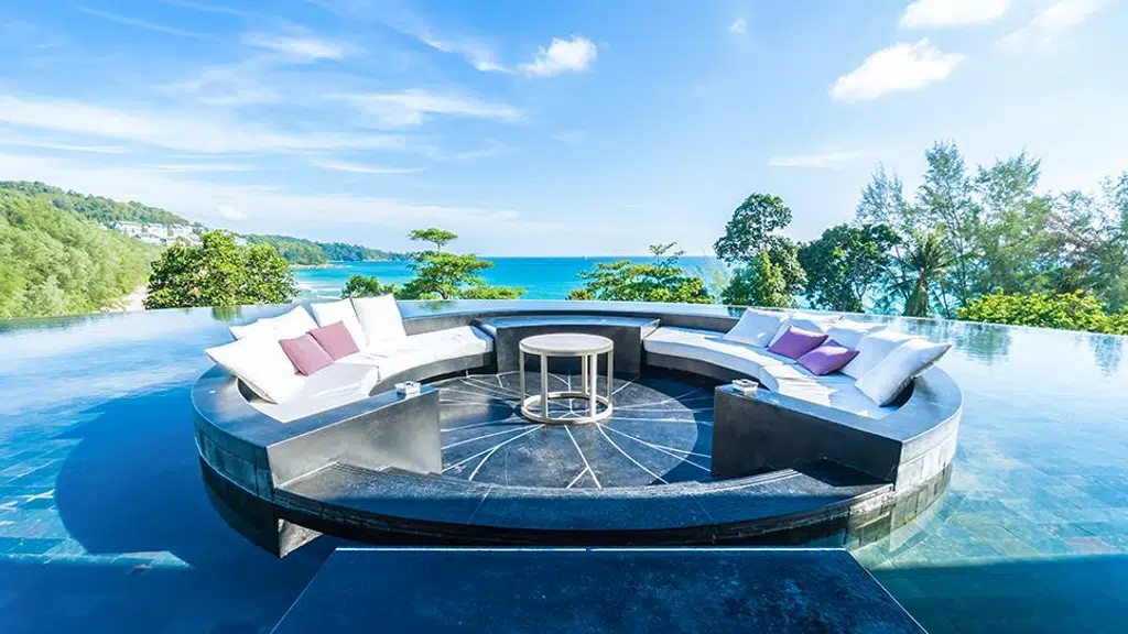 Le Meridien Swimming pool