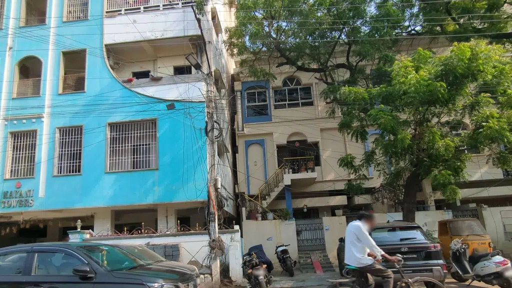 Sundar Raja Nursing Home