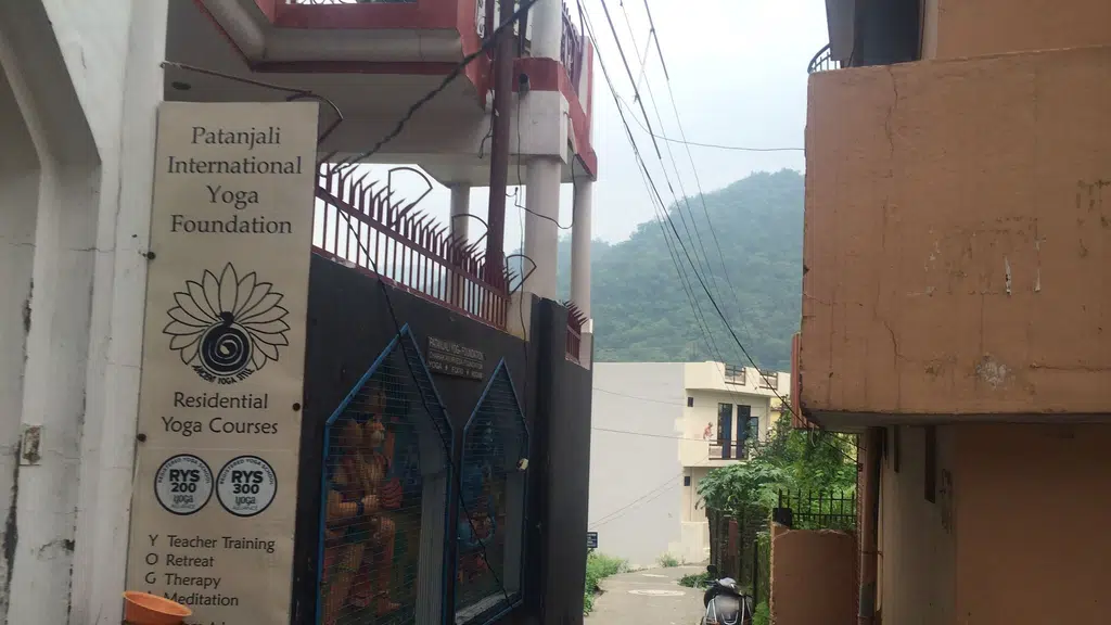 Divine Circle - Breathwork & Sound Healing Space in Rishikesh, India