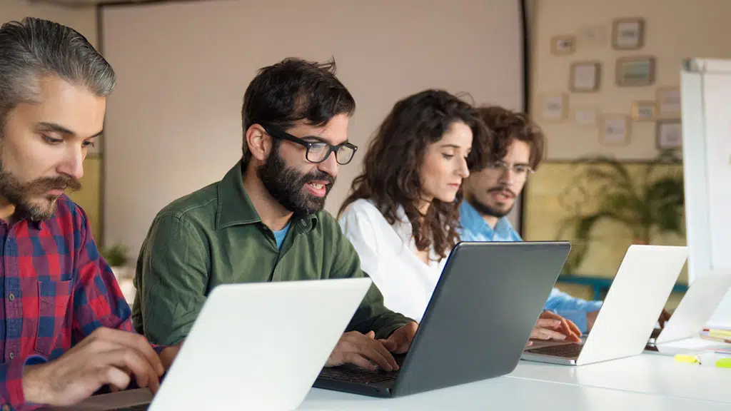 PeopleLink Digital Solutions I Digital Marketing Courses
