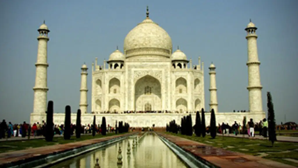Hotels in Agra Near Taj Mahal