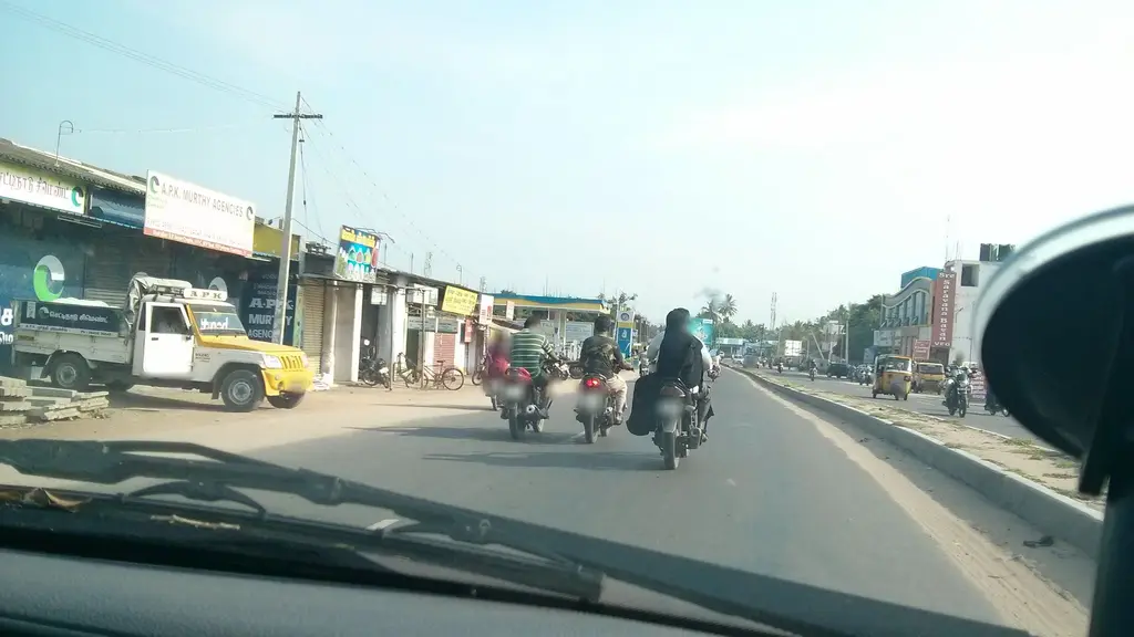 Thudiyalur Auto Stand