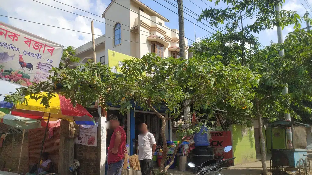 Kalpatru Hotel