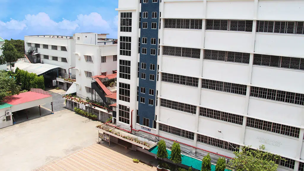 Shri Shikshayatan School