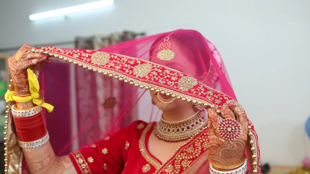 Touch & Glow Beauty Parlour