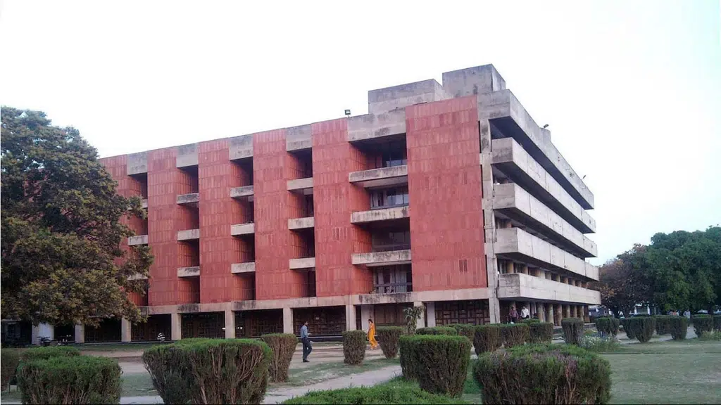 Department of Alumni Relations