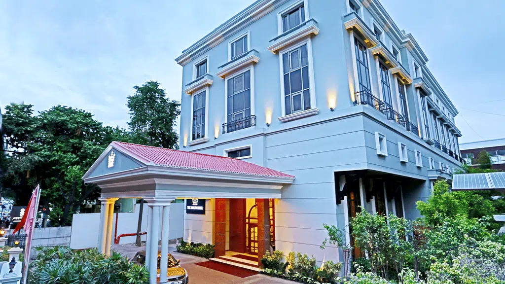 The Rialto Hotel