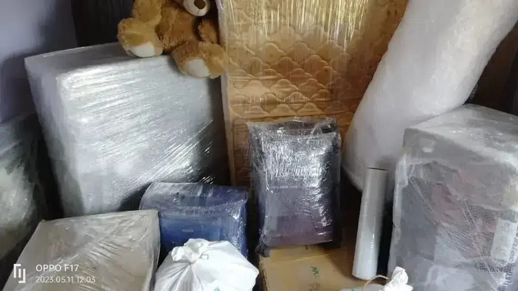 Azmatullah Packers And Movers