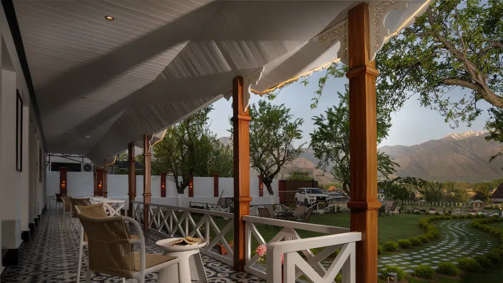 Robusta Retreat (the lake side Resort)