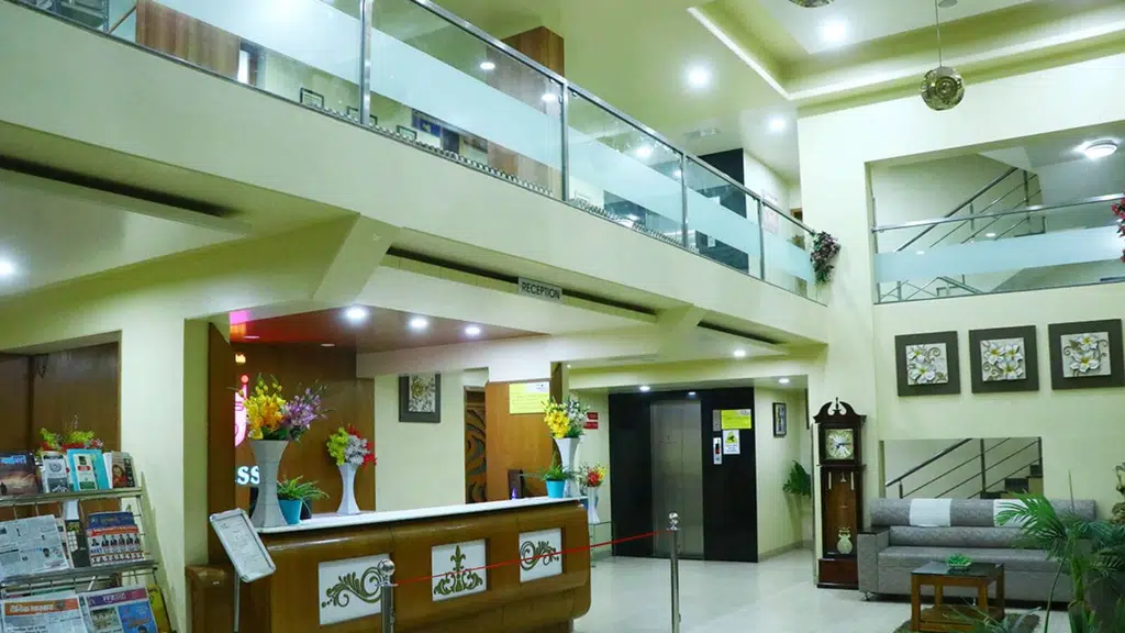 Hotel Embassy International