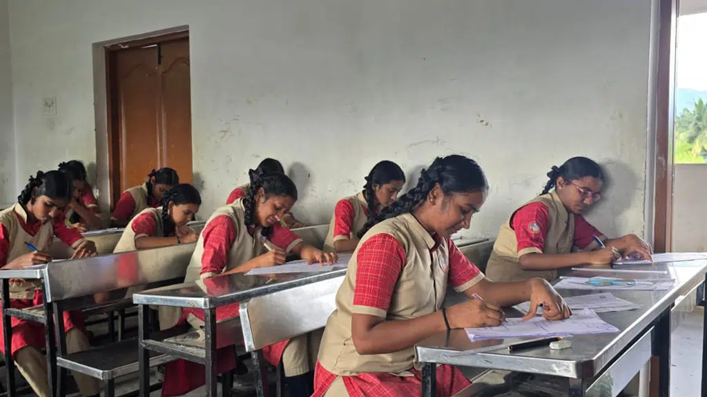 Dayananda Vidyalaya Mariculation Higher Secondary School, Kurusilapattu