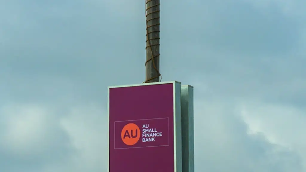Proactive In and Out Advertising