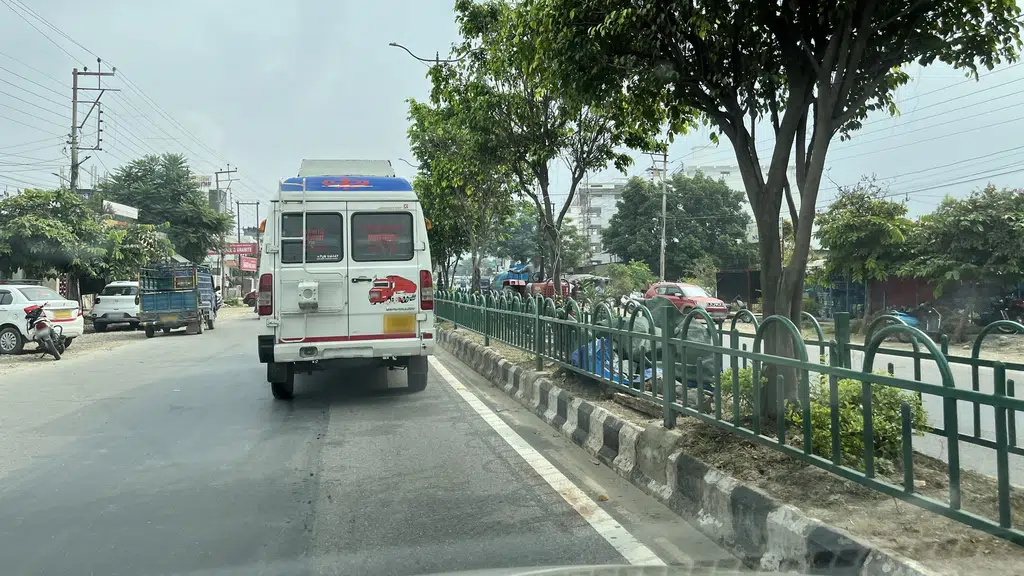 Dehradun Taxi Services