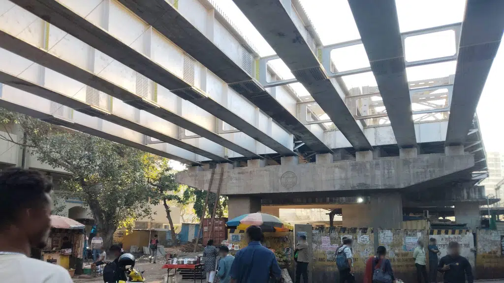 Vidyavihar east skywalk