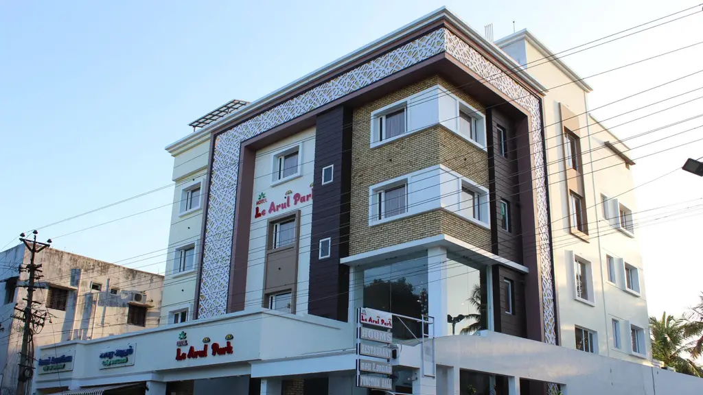Hotel Le Arul Park