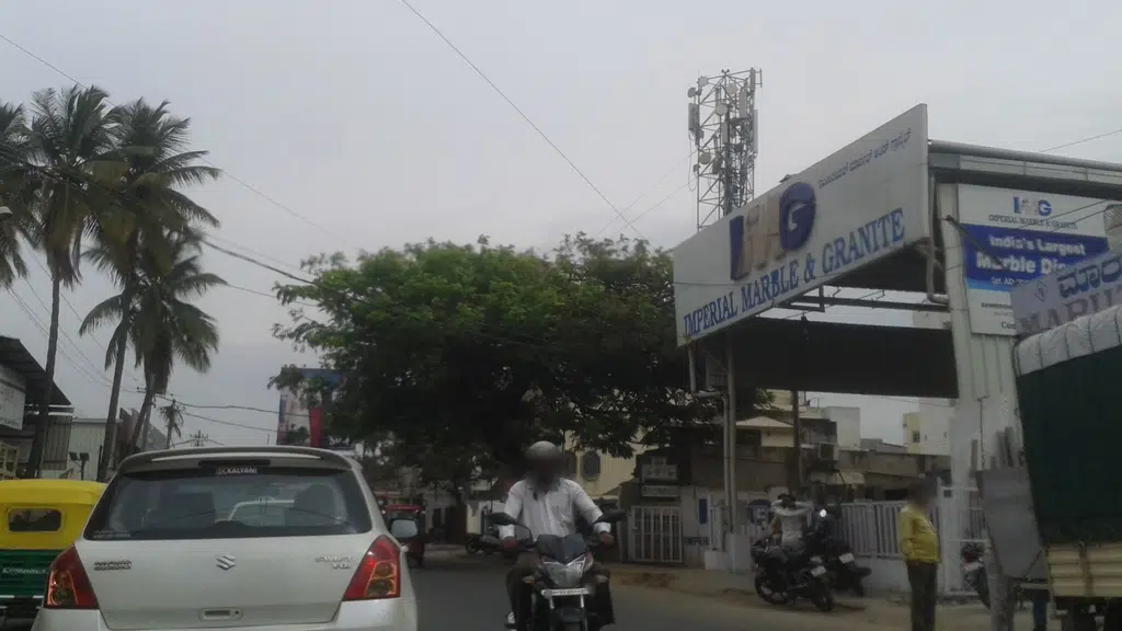 YHGN Automobiles
