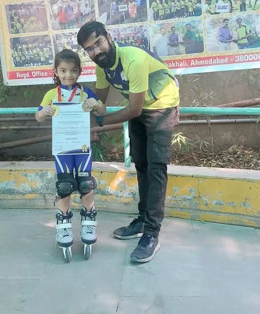 Parvaz Skating Zone