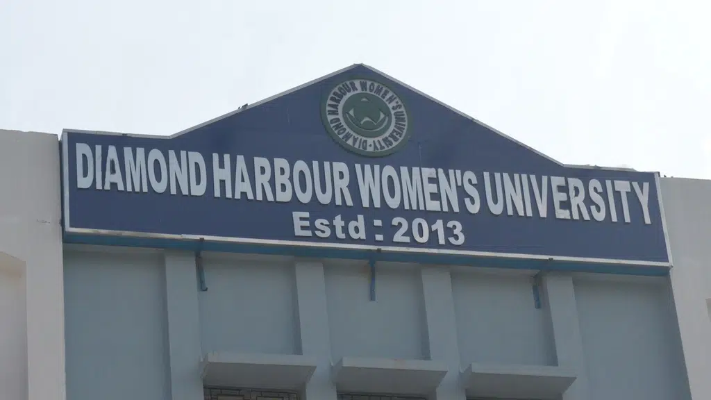 Diamond Harbour Women's University