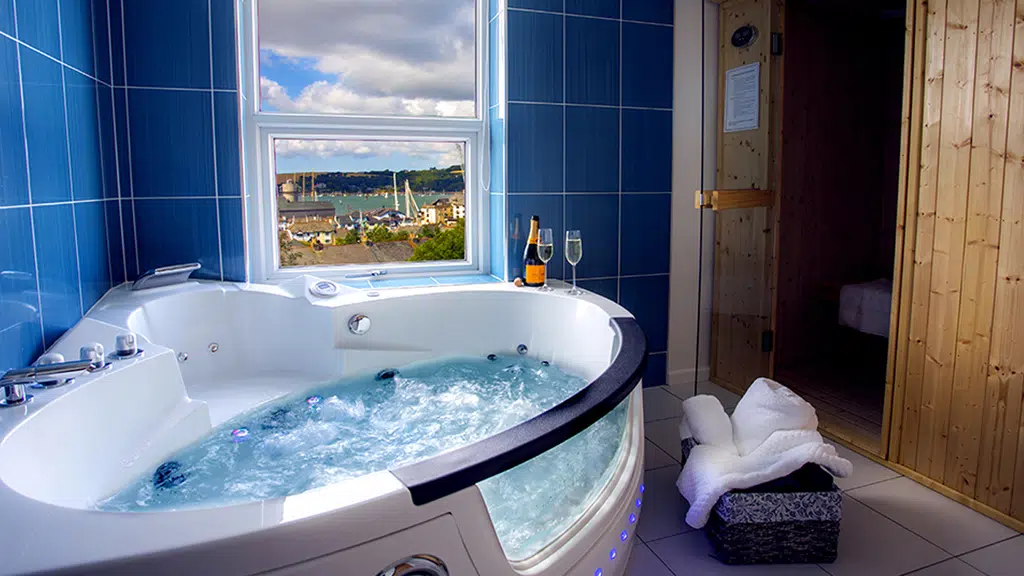 Steam Smith Office | Steam Bath Generator, Sauna Bath, Glass Enclosure