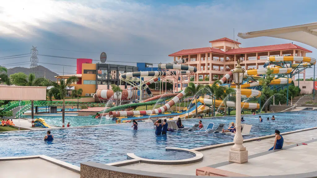 Crescent Water Park