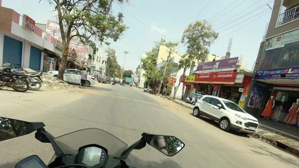 Hotel Kari Virundhu